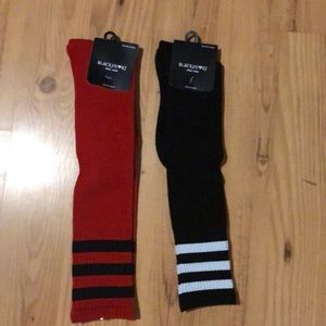 Black heart knee high socks